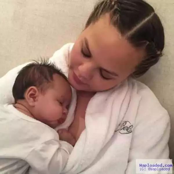 So much love! Adorable new photos of Chrissy Teigen & baby Luna